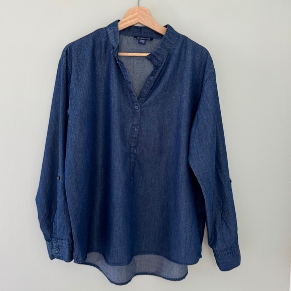 Bandolino Long Sleeve Blue Chambray Blouse - Picture 1 of 8
